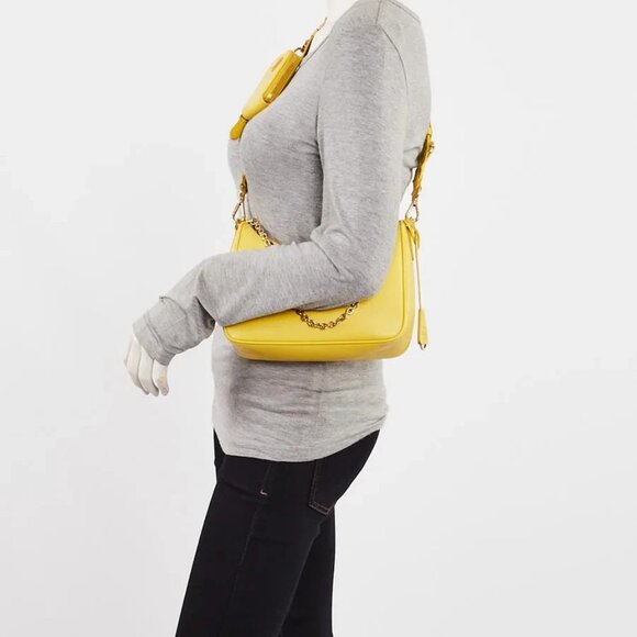 Prada Sole Yellow Saffiano Leather 2005 Re-Edition Shoulder Bag 1BH204 - Picture 2 of 12